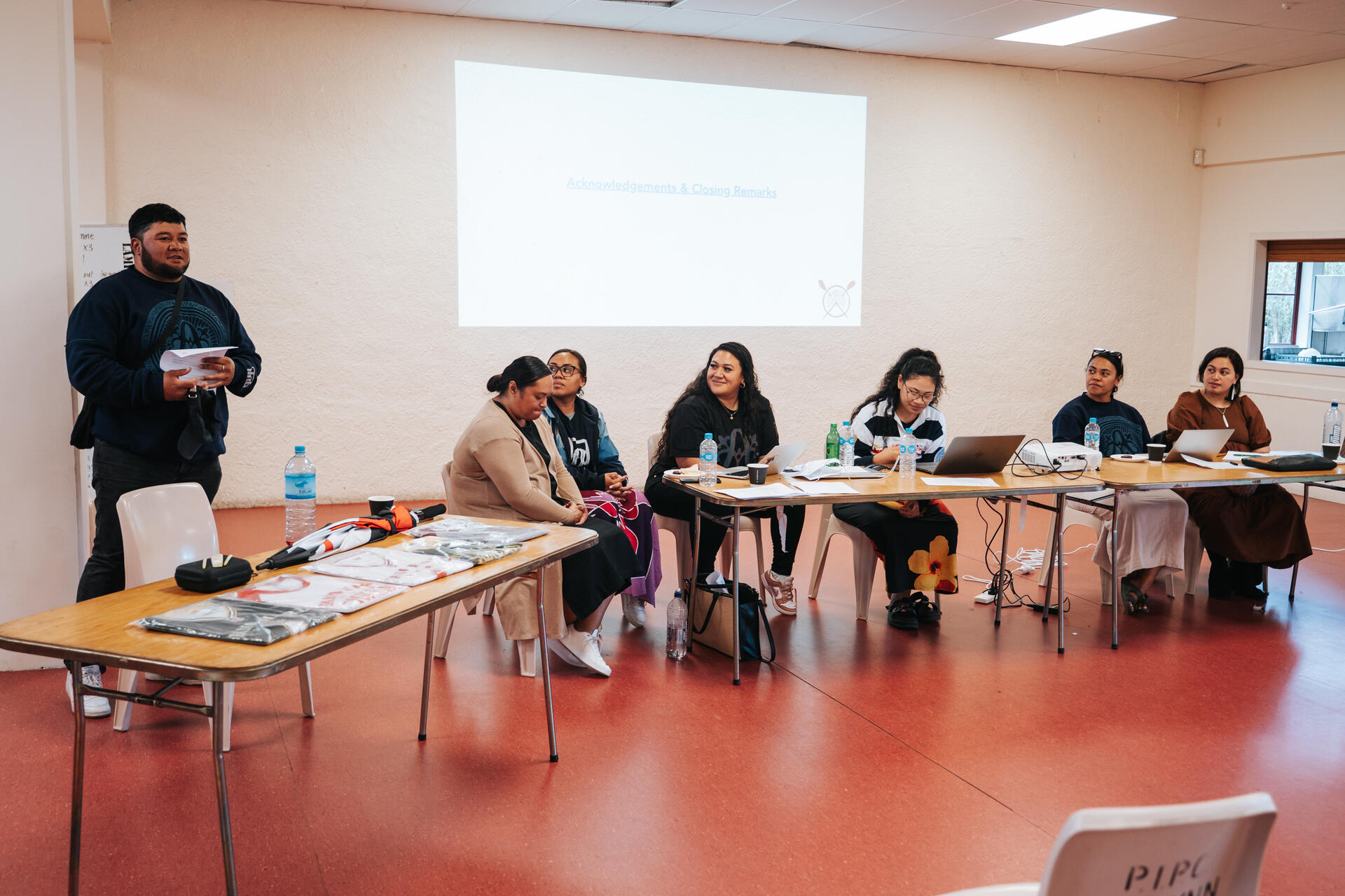 MTTA meeting with acknowledgements and closing remarks